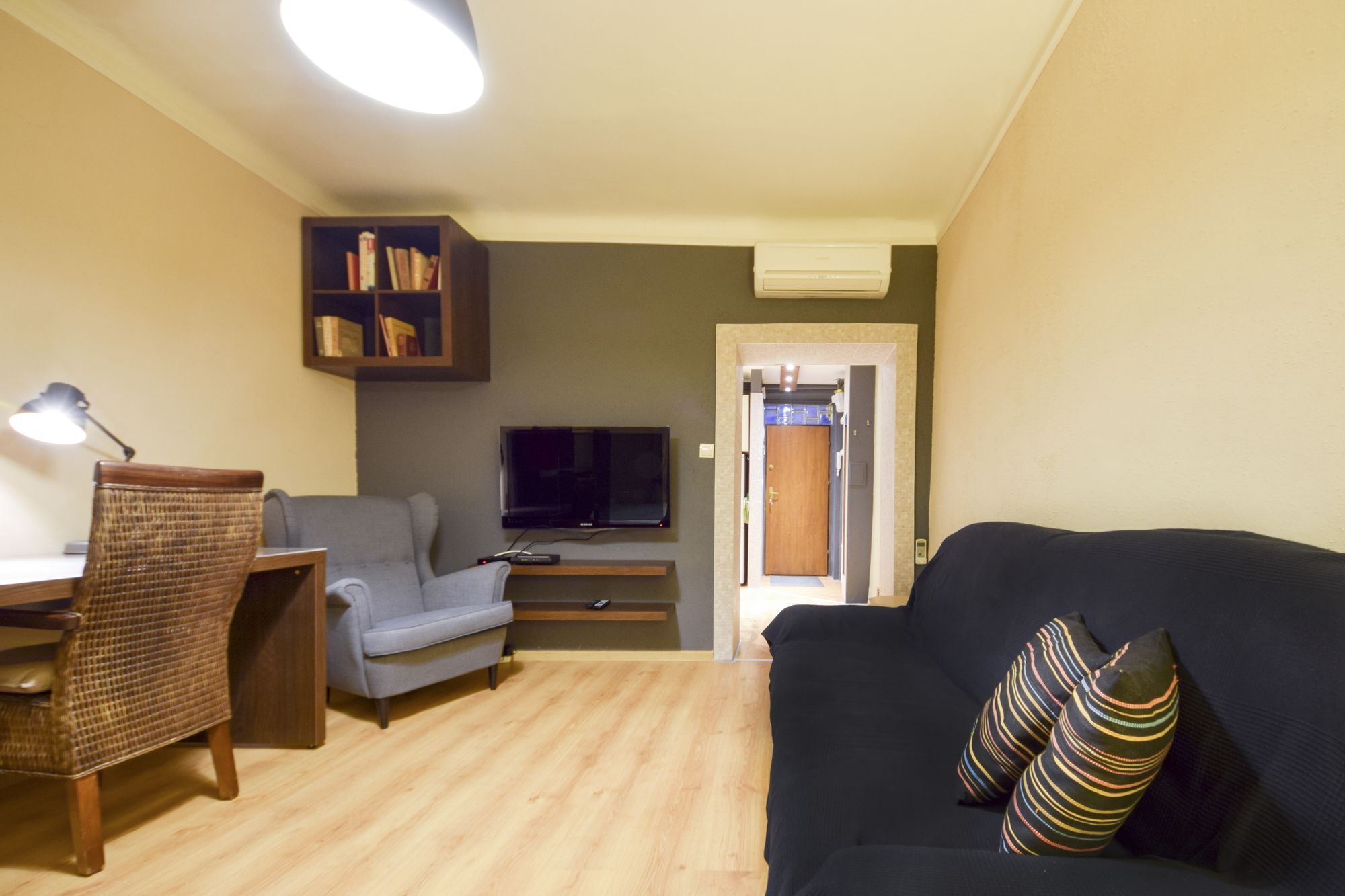 Shortstaypoland Leszno Apartament *